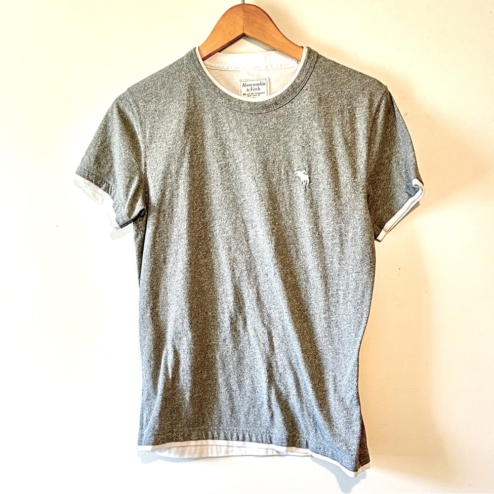 Abercrombie & Fitch sz XS Heathered Gray R shirt w/white trim